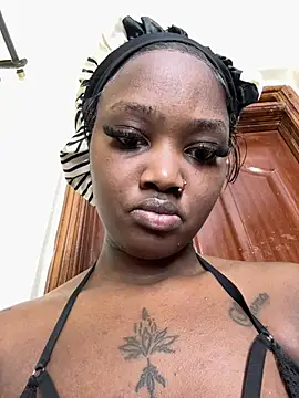 Queen_Arnah254 webcam