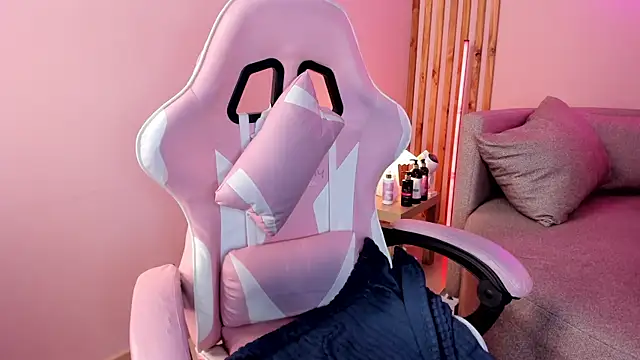 MadeleineSanez webcam