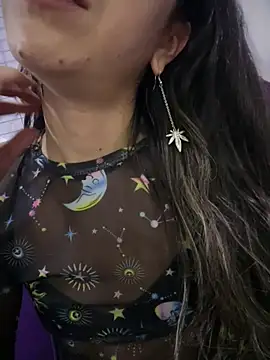 Sara_Davina webcam