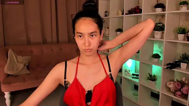 FlirtyAura webcam