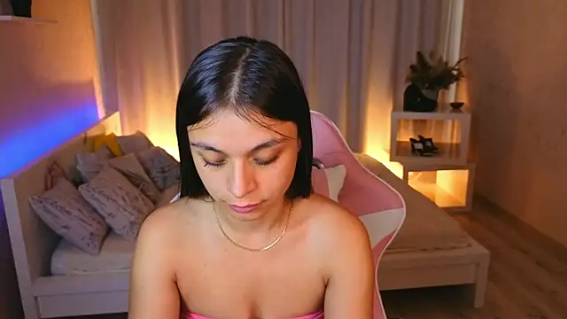 Kim_Bless webcam