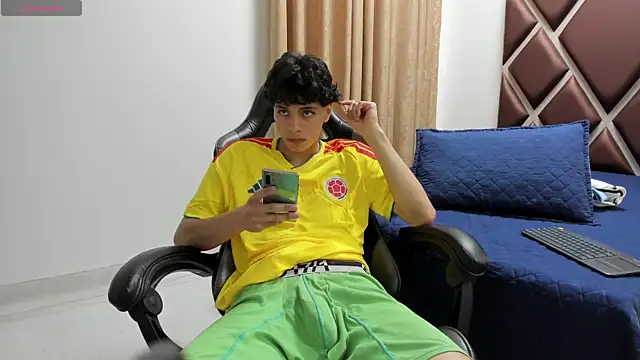 Ithan_Hott