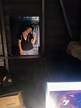 Zye_Vesper webcam