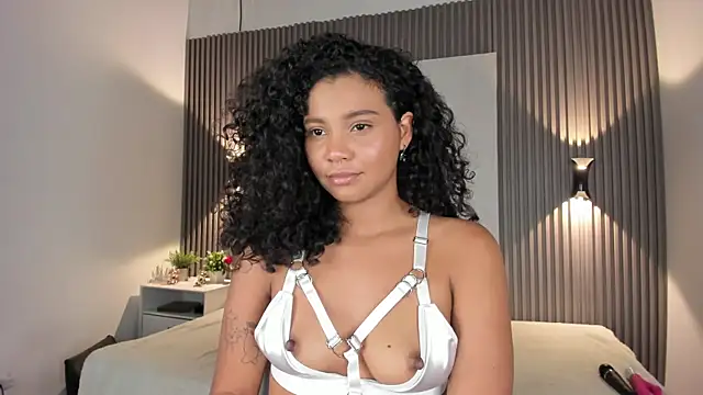 zafiiraa (F young) - spank me please hard