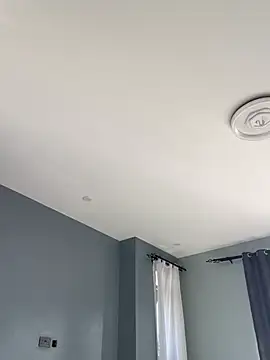 Sis27 live cam on StripChat
