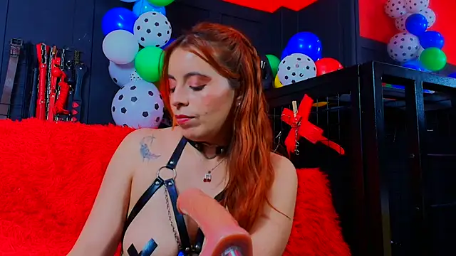 Meghan_storm webcam