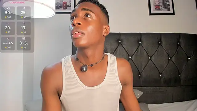 noah_johes webcam