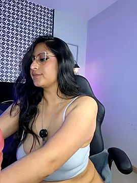 Amber_gold_ webcam