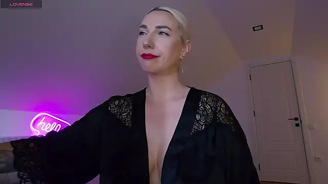 KhloeK webcam