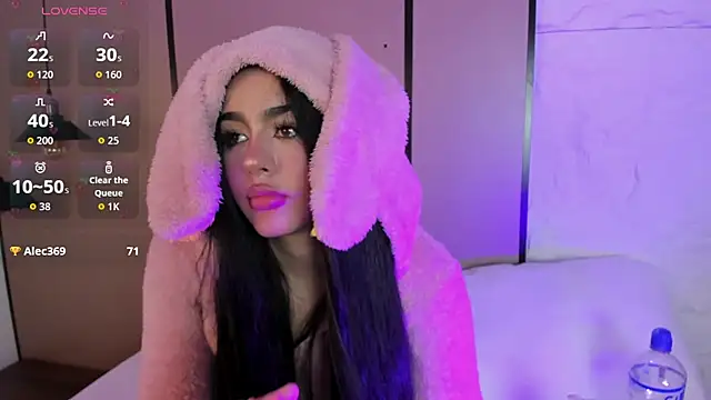 elara_bloom_ webcam
