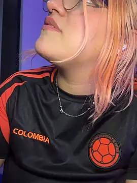 Sophia_Weest99 webcam