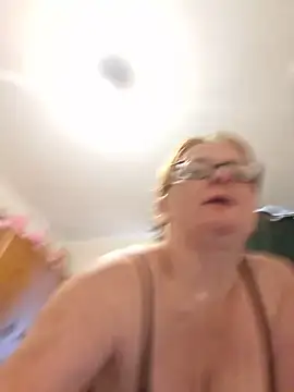 Naughtybutnicedaisy webcam