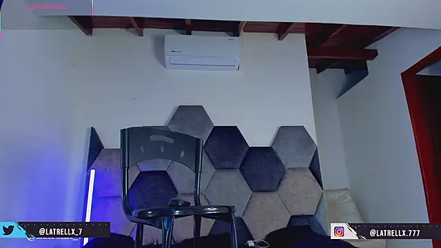 Latrellx7 webcam