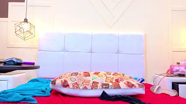 Salome_Moonn webcam