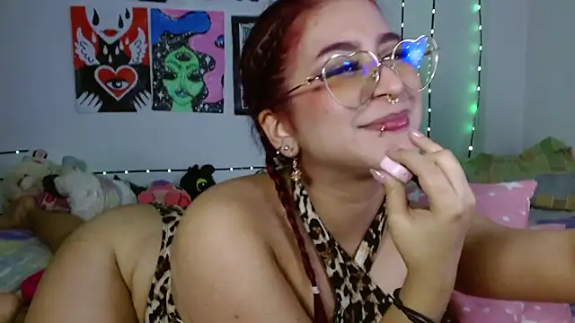 chloe_roxy
