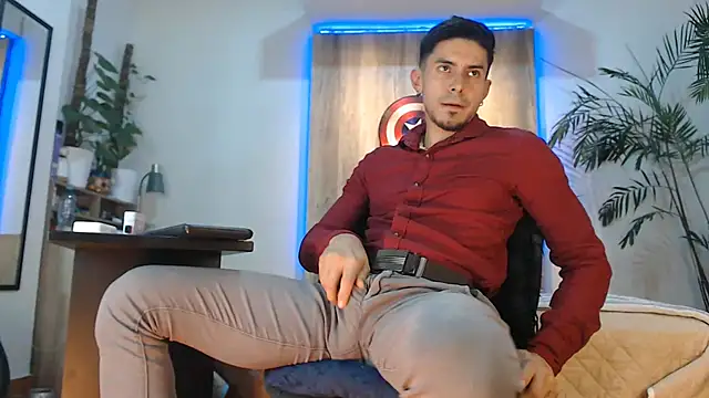 Andrew_4_ webcam