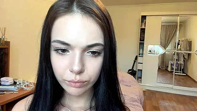 LivianDivorce webcam