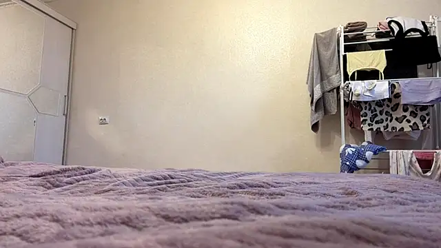 LivianDivorce live cam on StripChat