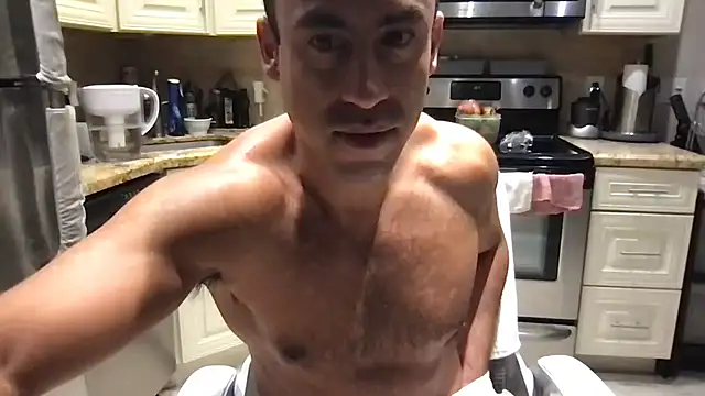 BigGuyMuscle webcam