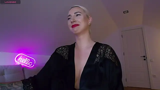KhloeK webcam
