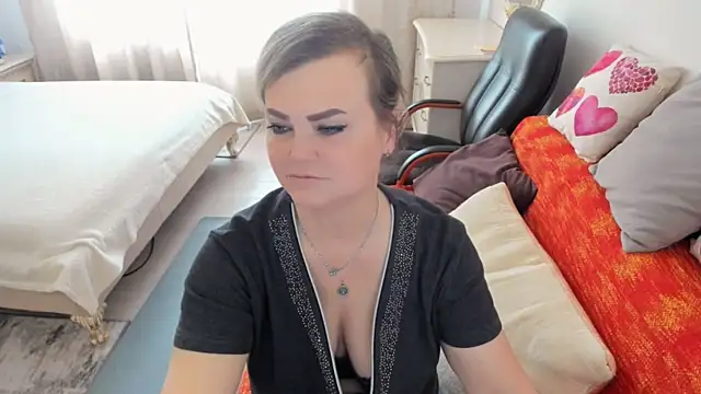 MildMature webcam