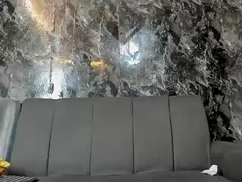 cameron_lux77 webcam
