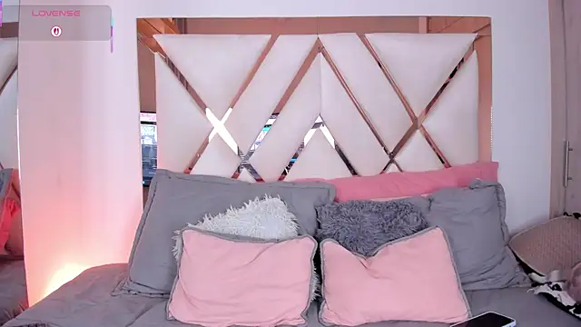 niky_vega - Niky_Vega's free webcam - UK Sex Cams