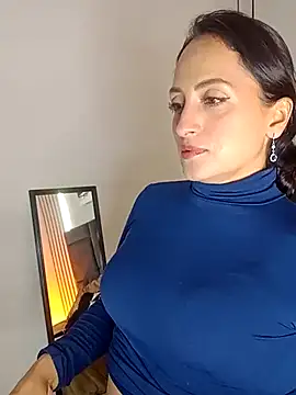 evazul live cam on StripChat
