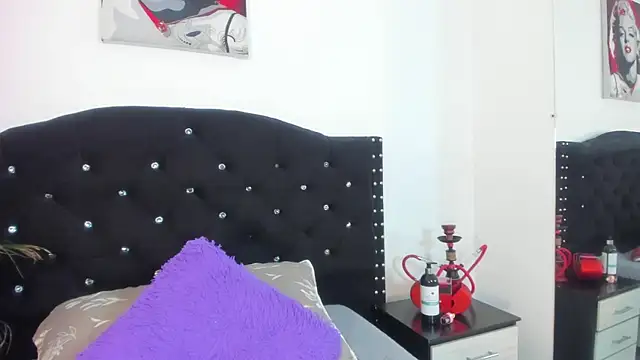 abby_jones2 live cam on StripChat