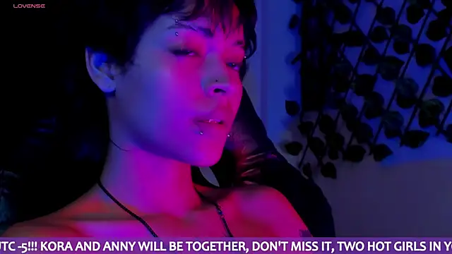 Anny_Kiitty webcam