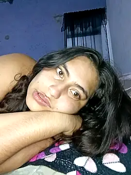 xandra252 live cam on StripChat