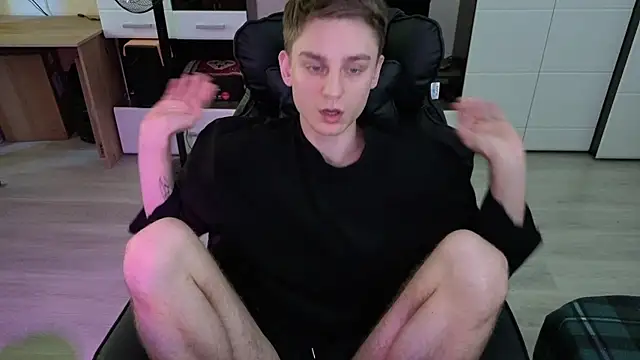 angryzan webcam