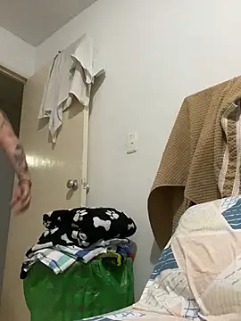 HealingHoney webcam