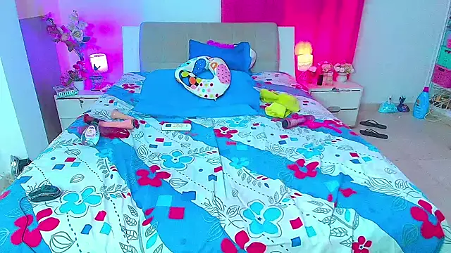Kendralove31xxx webcam