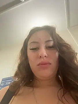 AdinaKan webcam