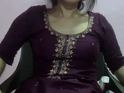 Laila_Cute webcam