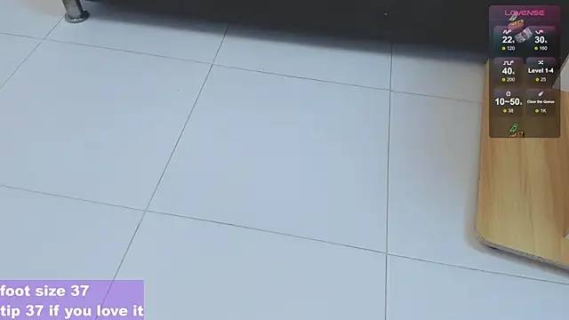 CloePerson webcam