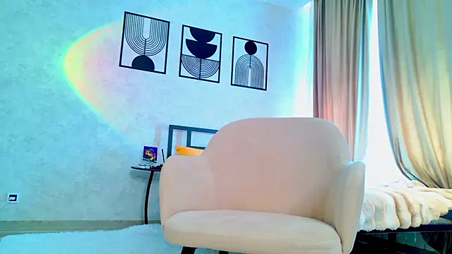 MidnightLily_ webcam