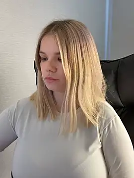 KimEvanss webcam