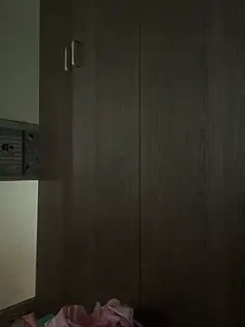 Aria_Maya webcam