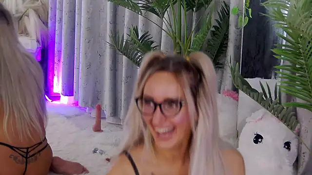 IsabelleEthan webcam