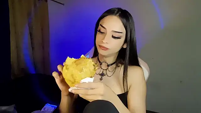 Dollbehavior_ webcam