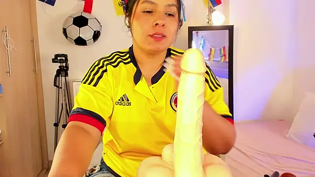 miaa_daniels webcam