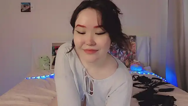 tsunade_chan webcam