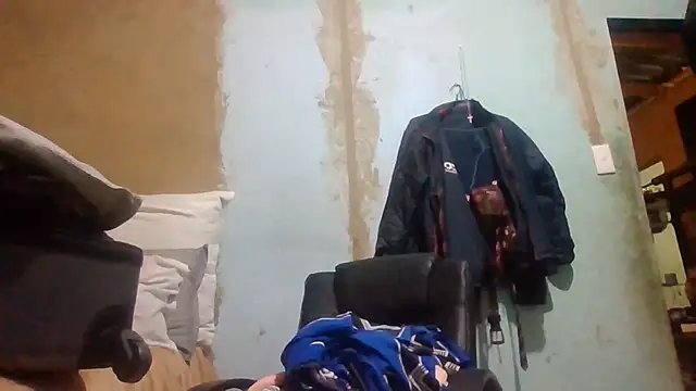 Nicky52 webcam