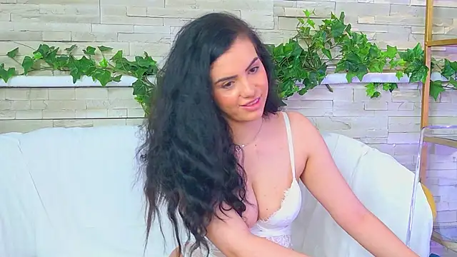 IngridMyst webcam