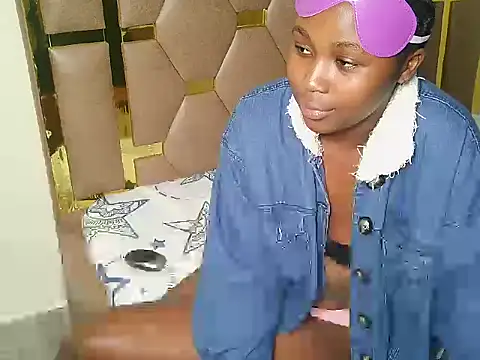 Darrk_cherry webcam