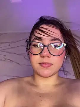 liadakota_ webcam