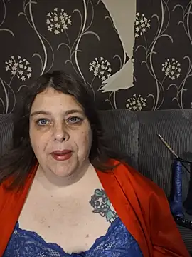 CourtneyElectrix webcam