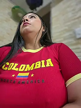 cami_ortiz__ webcam